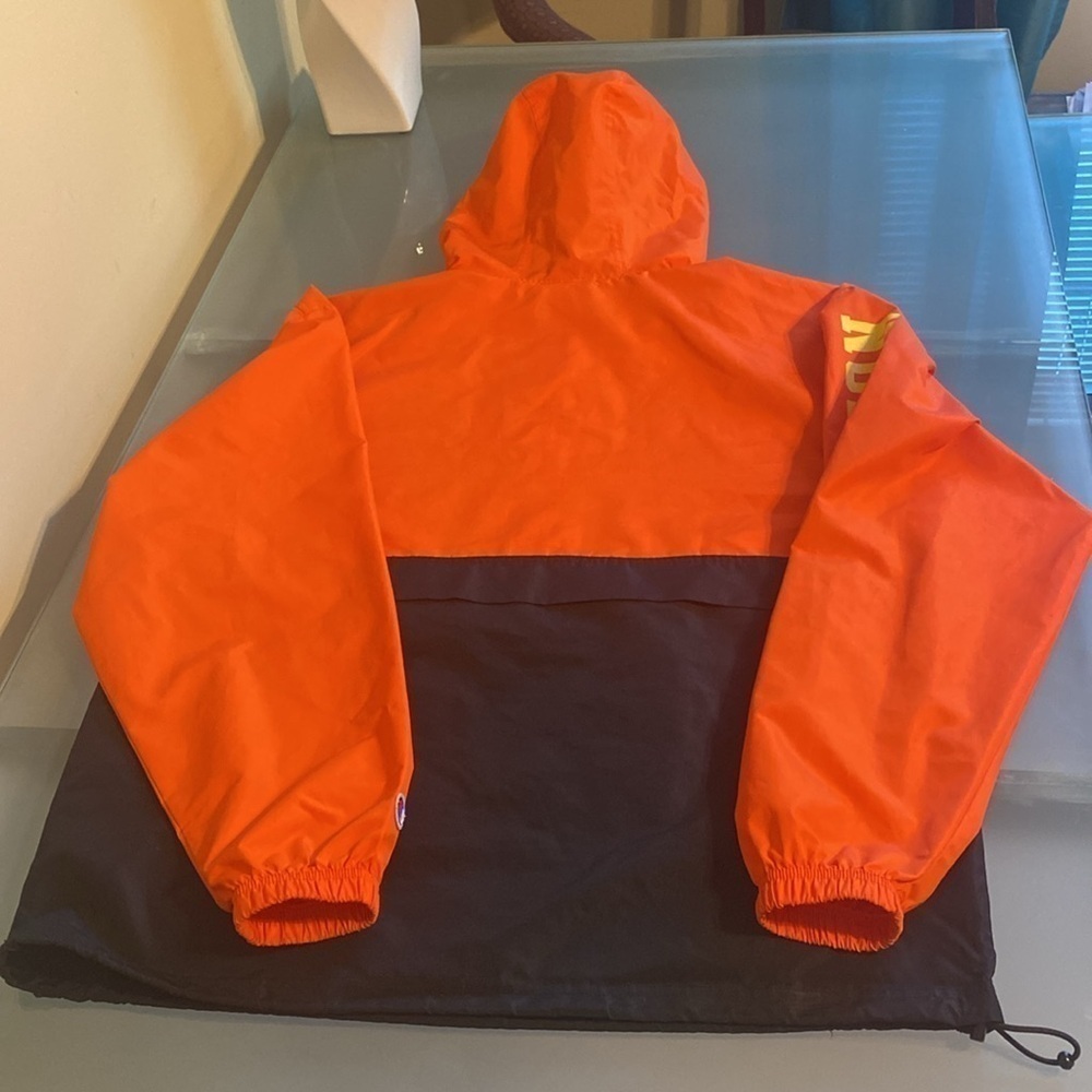 Like NEW Champion Hooded Jacket Streetwear Windbreaker Size M - Picture 8 of 9